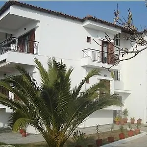 Yianna & Apartament