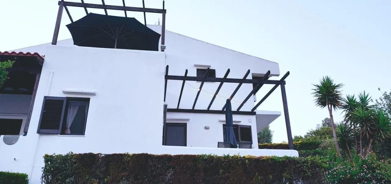 Trikorfo Bungalows Gerakini Apartment