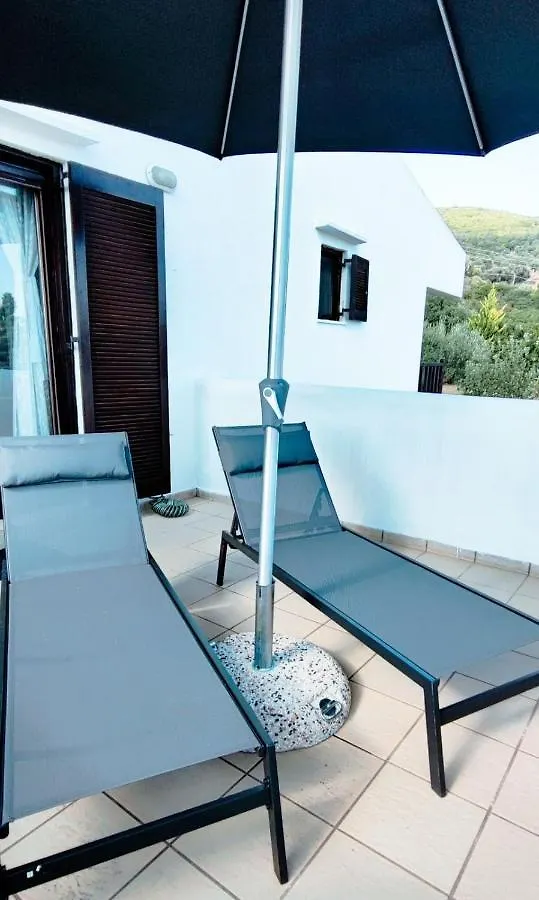 Trikorfo Bungalows Gerakini 0*,  Greece