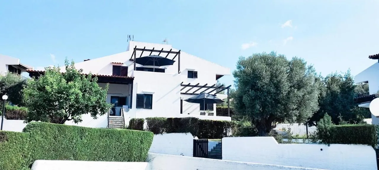 Trikorfo Bungalows Gerakini 0*,  Greece