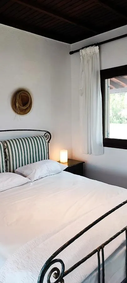 Trikorfo Bungalows Gerakini